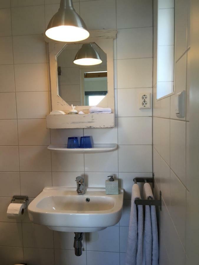 Het Pulletje Hotel Westzaan Luaran gambar