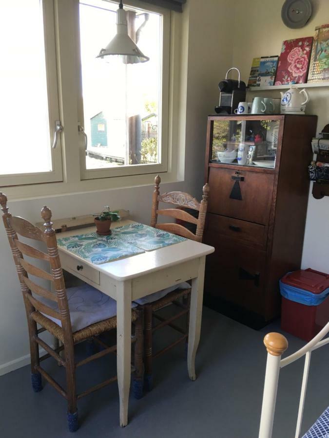 Het Pulletje Hotel Westzaan Luaran gambar